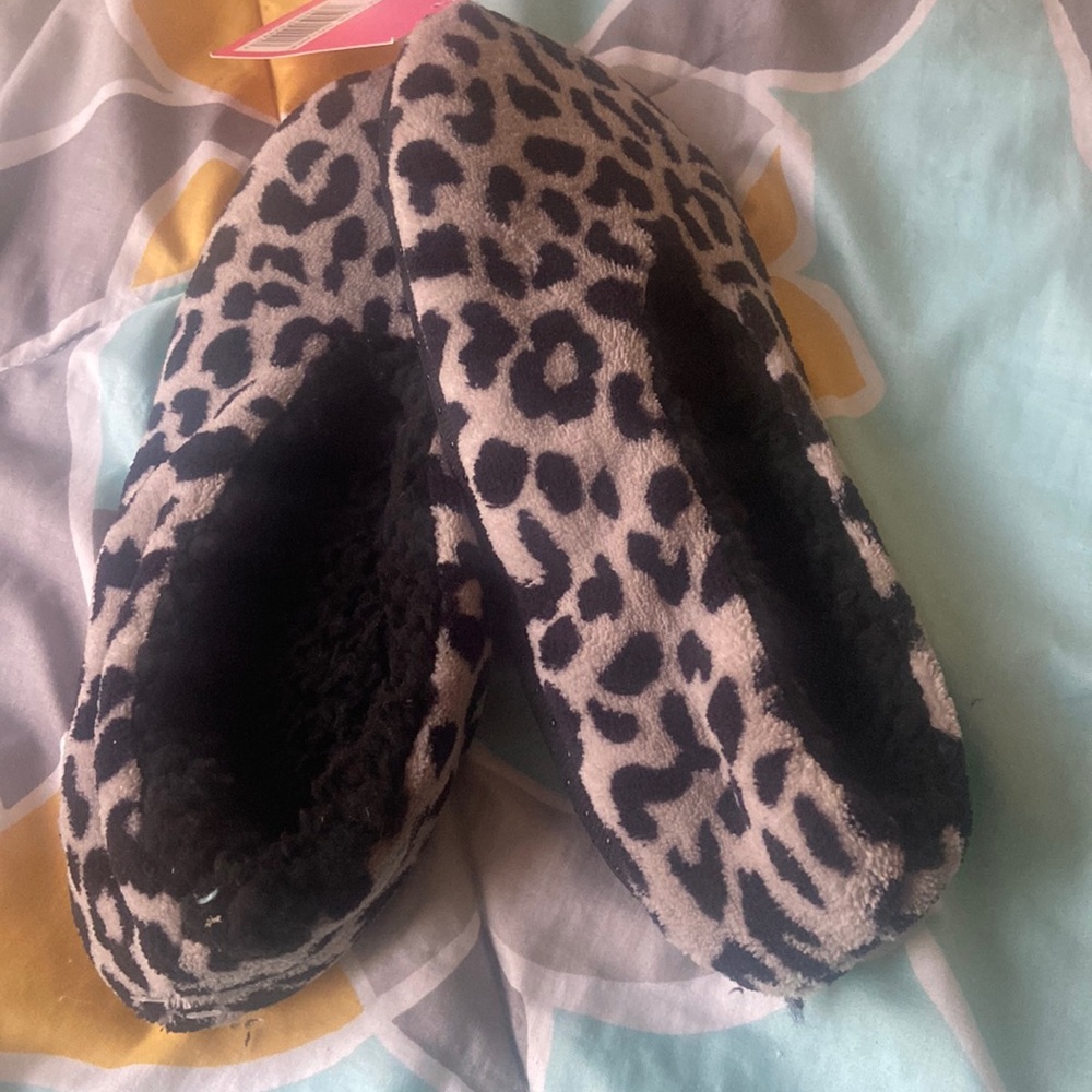 Isaac Mizrahi slippers